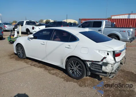 2016 Lexus Es 350 z USA, uszkodzony, nr VIN 58ABK1GG4GU022599